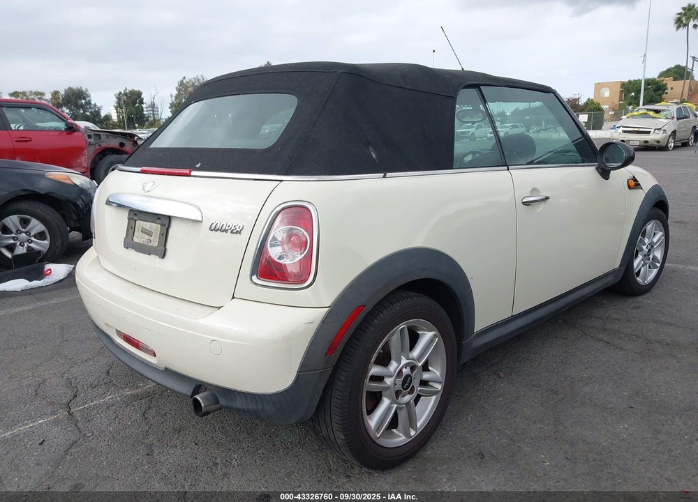 2012 MINI COOPER VIN: WMWZN3C5XCT135195