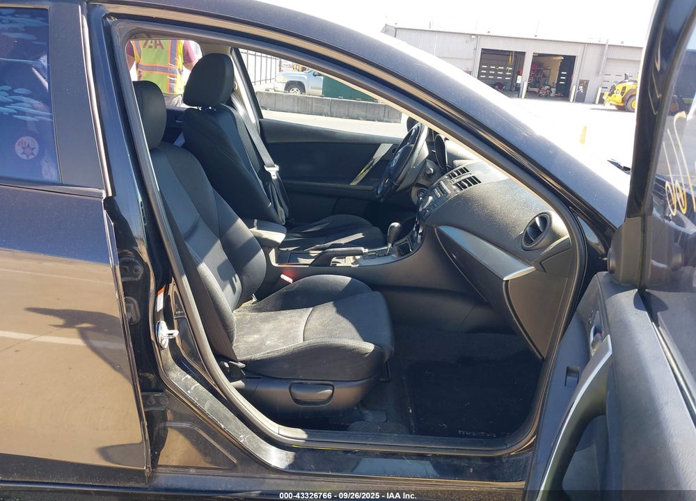 2010 MAZDA 3 VIN: JM1BL1S53A1221764