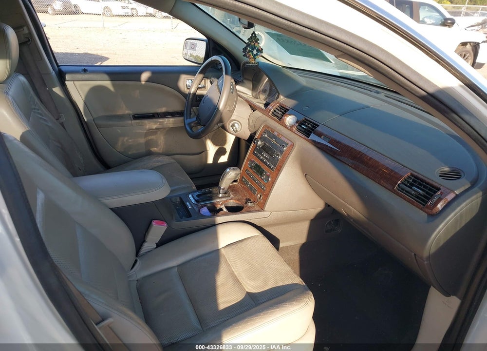 2009 FORD TAURUS VIN: 1FAHP25W79G125045