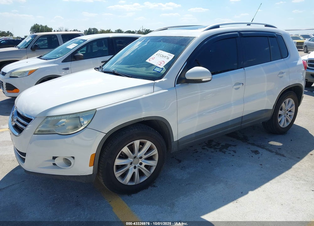 2009 VOLKSWAGEN TIGUAN VIN: WVGAV75N99W526152