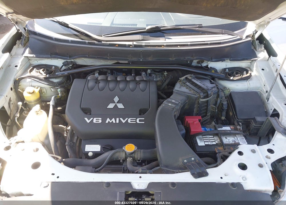 2010 MITSUBISHI OUTLANDER GT VIN: JA4JT5AX2AZ014476