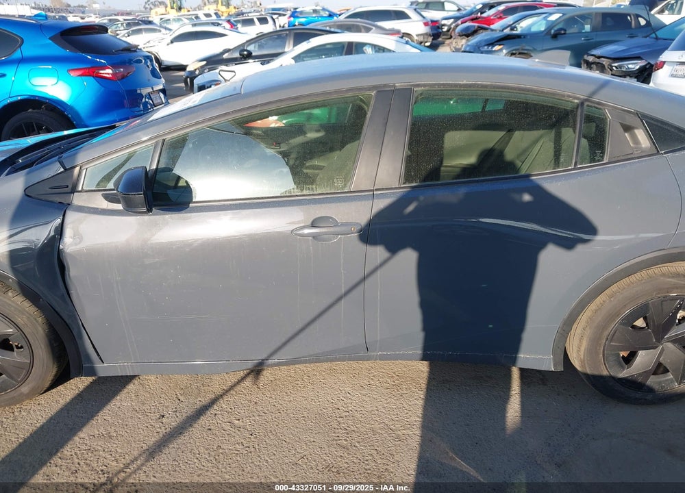 2023 TOYOTA PRIUS LE VIN: JTDACAAU0P3013309
