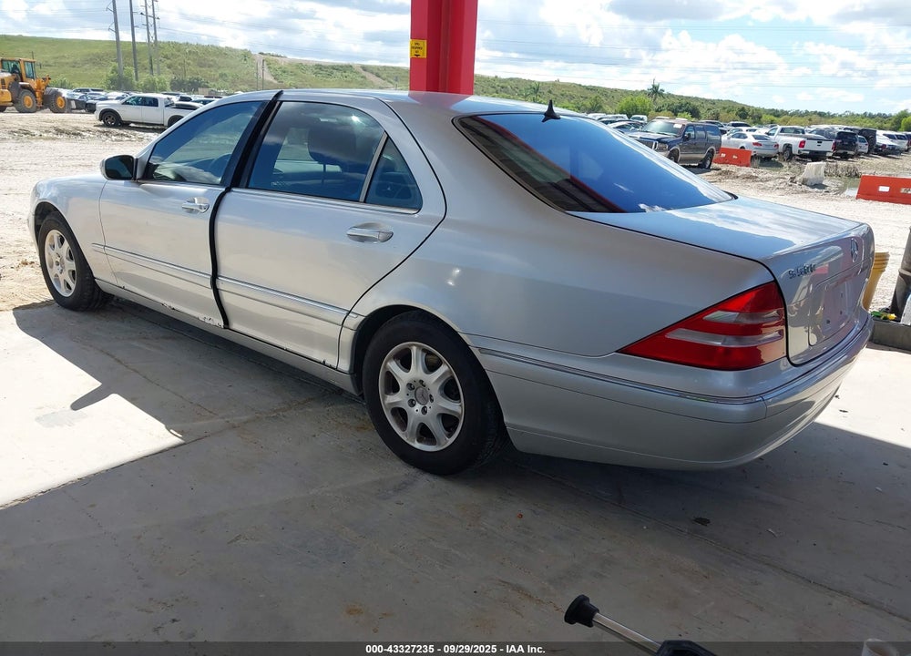 2001 MERCEDES-BENZ S 500 VIN: WDBNG75J01A213892