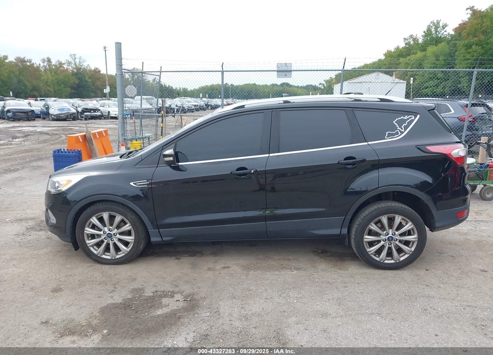2017 FORD ESCAPE TITANIUM VIN: 1FMCU9J92HUD86049