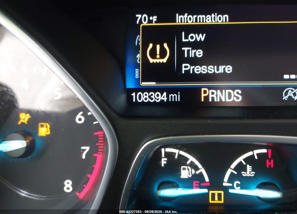 2017 FORD ESCAPE TITANIUM VIN: 1FMCU9J92HUD86049