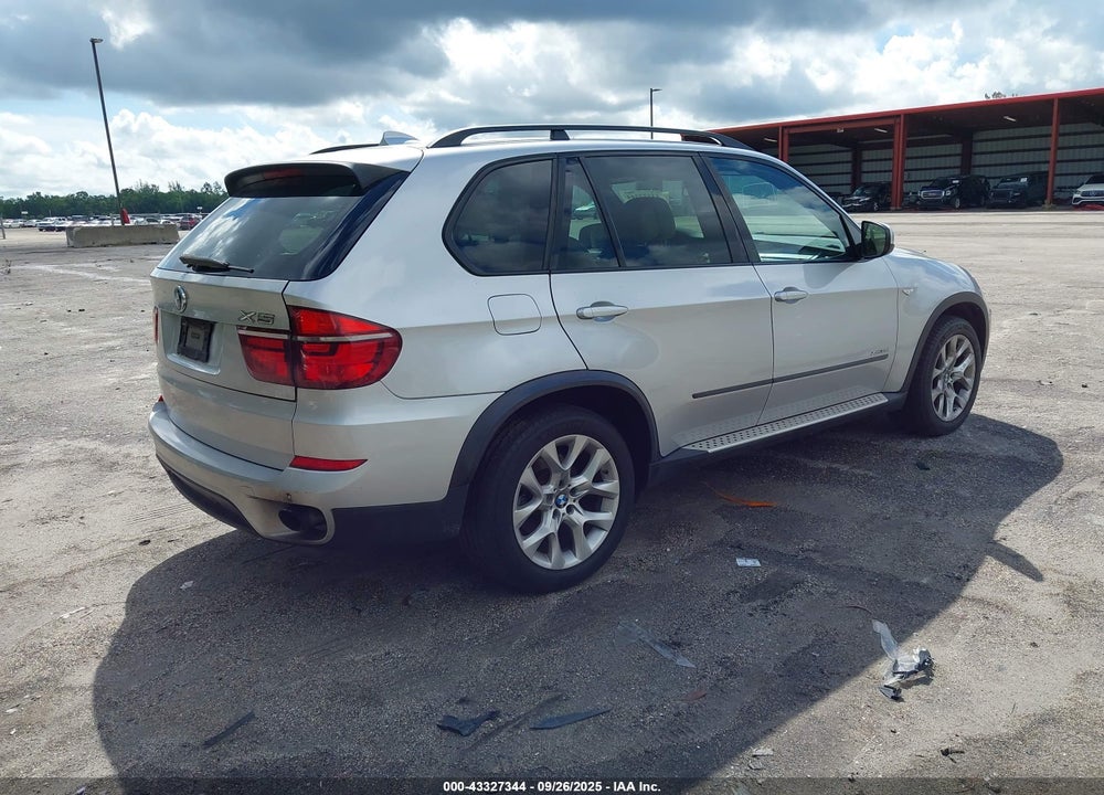 2012 BMW X5 VIN: 5UXZW0C5XCL664613