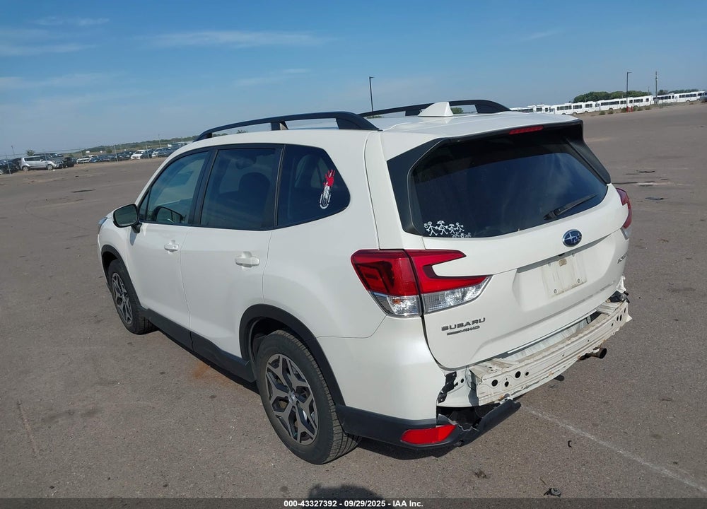 2020 SUBARU FORESTER PREMIUM VIN: JF2SKAGC0LH506315