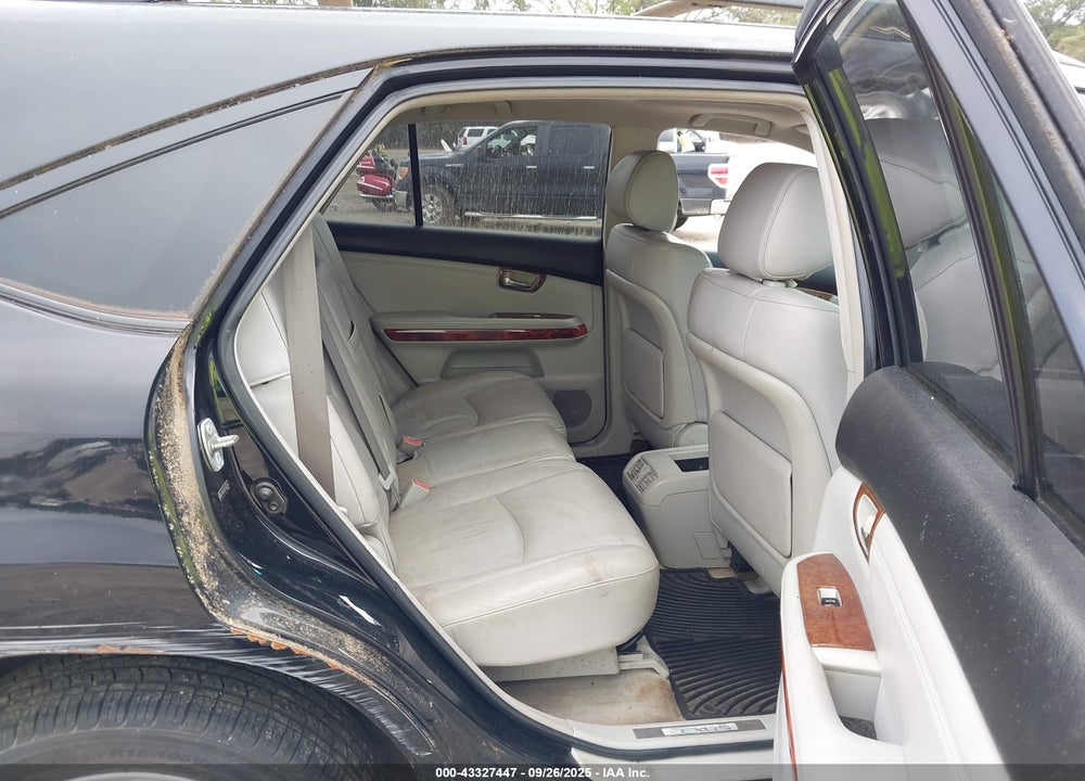 2005 LEXUS RX 330 VIN: 2T2HA31U75C053418