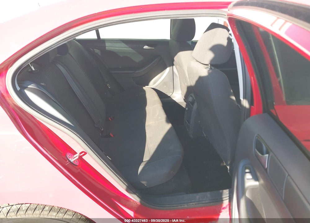 2015 VOLKSWAGEN JETTA VIN: 3VW2K7AJ4FM311906