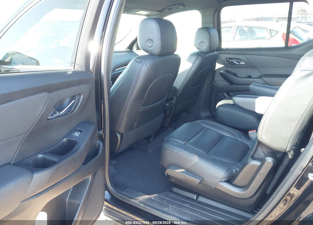 2023 CHEVROLET TRAVERSE AWD LT CLOTH VIN: 1GNEVGKW2PJ124025