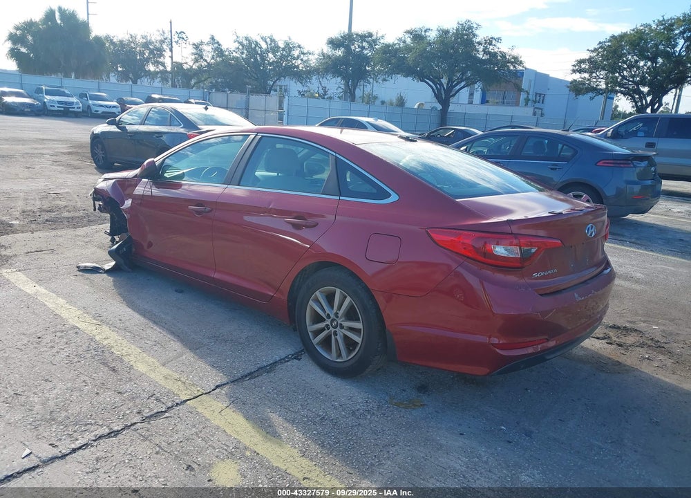 2015 HYUNDAI SONATA SE VIN: 5NPE24AFXFH246284