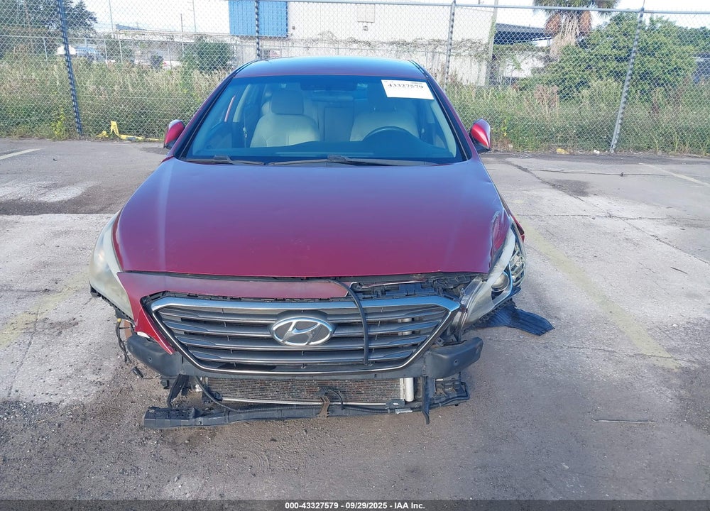 2015 HYUNDAI SONATA SE VIN: 5NPE24AFXFH246284