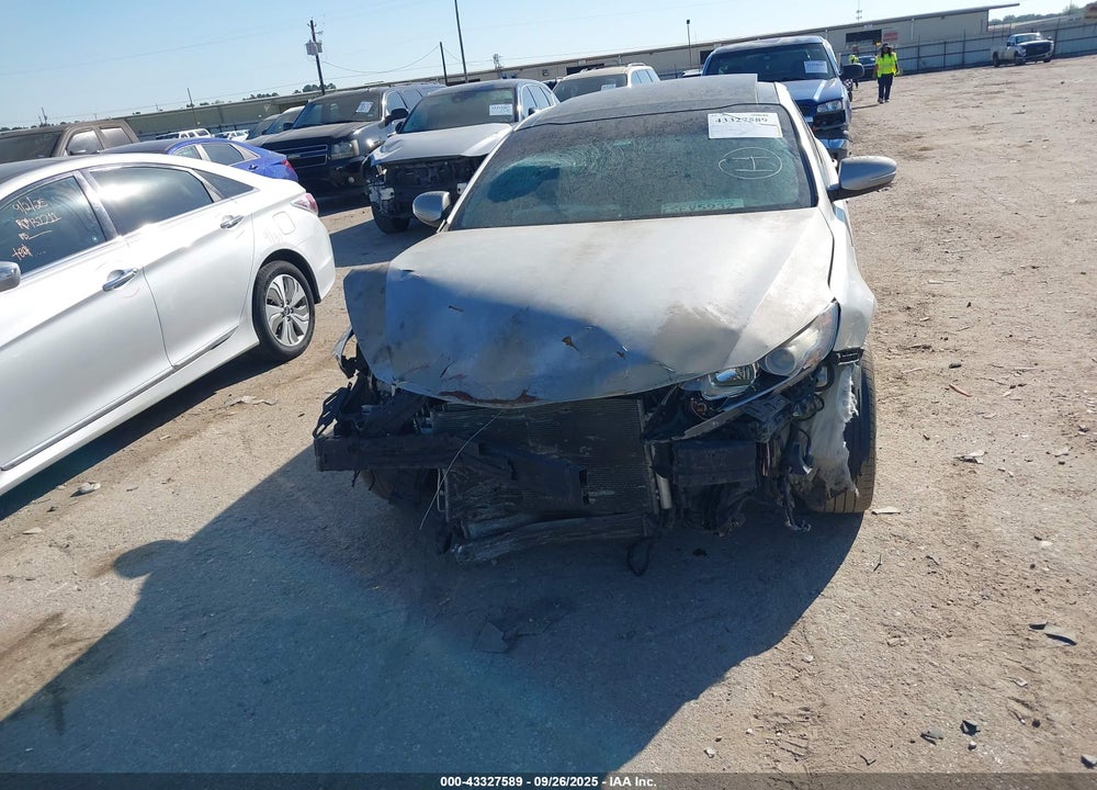 2011 KIA OPTIMA HYBRID VIN: KNAGM4AD0B5000384