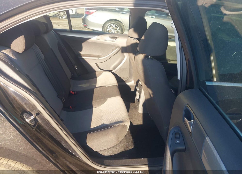 2017 VOLKSWAGEN JETTA VIN: 3VW167AJ4HM295077