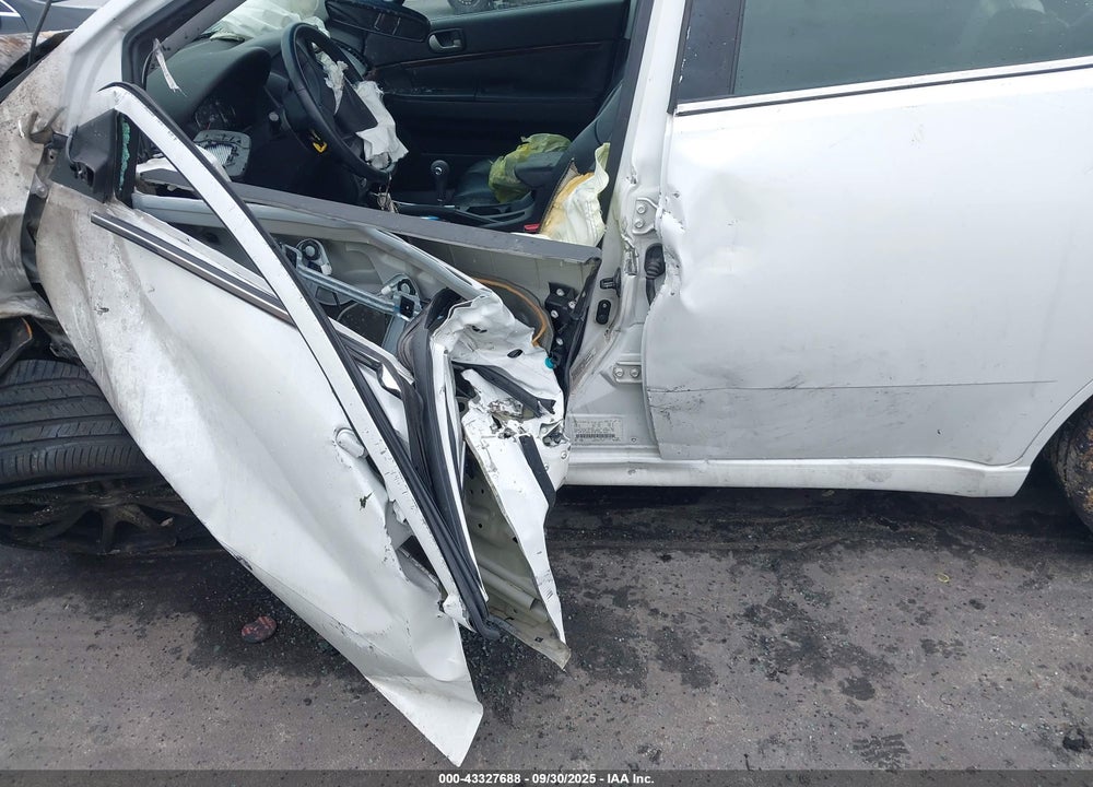 2012 MITSUBISHI GALANT VIN: 4A32B3FF9CE010627