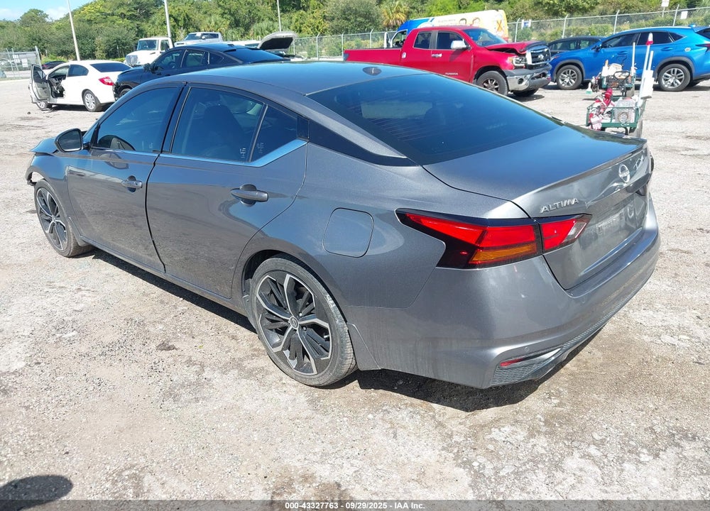 2024 NISSAN ALTIMA SR FWD VIN: 1N4BL4CV0RN304997