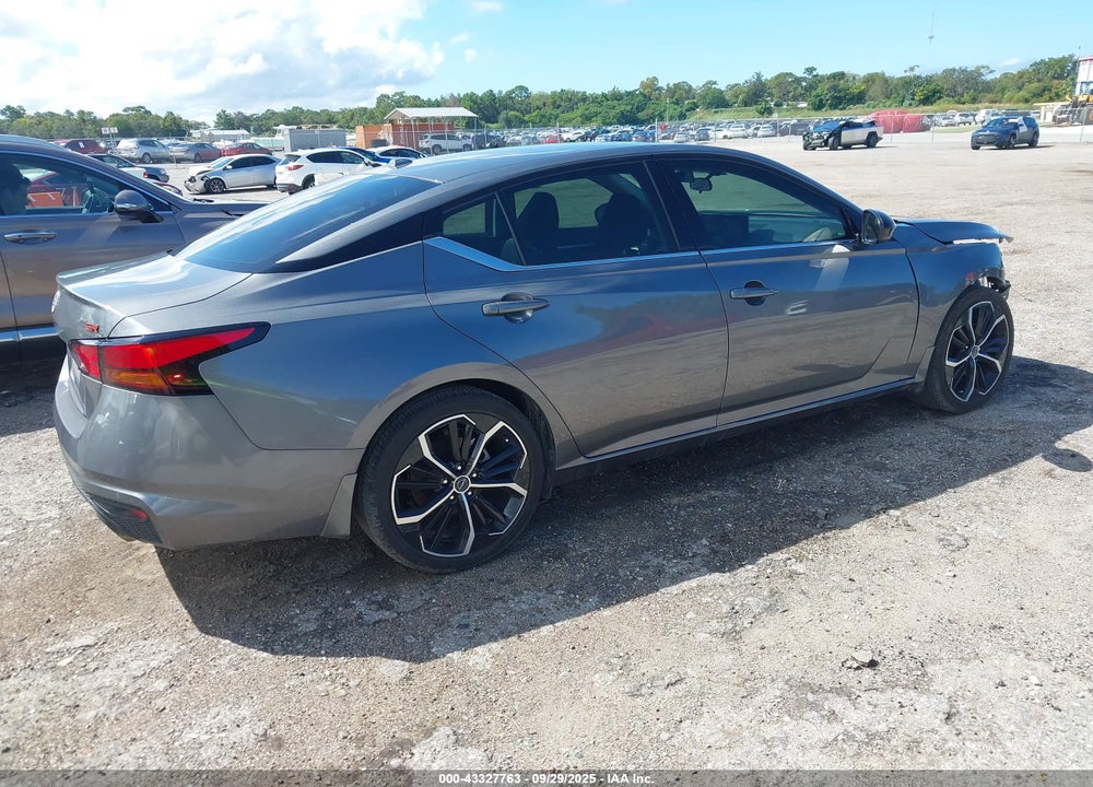2024 NISSAN ALTIMA SR FWD VIN: 1N4BL4CV0RN304997