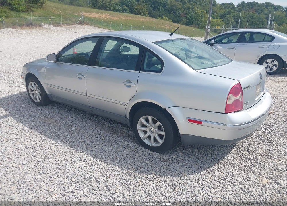 2004 VOLKSWAGEN PASSAT GLS VIN: WVWPD63B64E315686