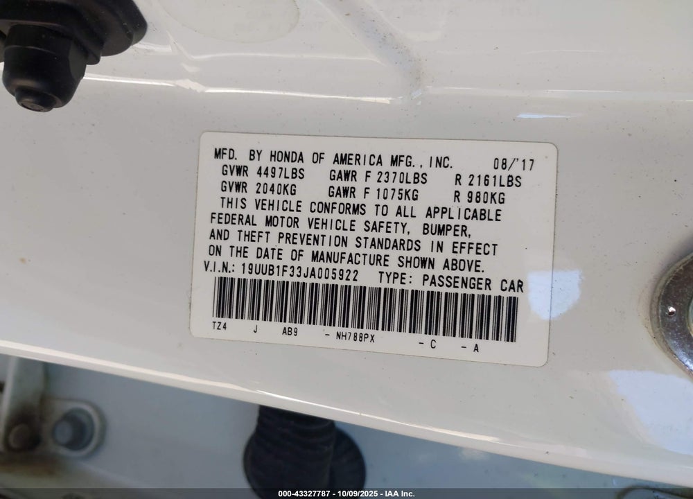 2018 ACURA TLX VIN: 19UUB1F33JA005922