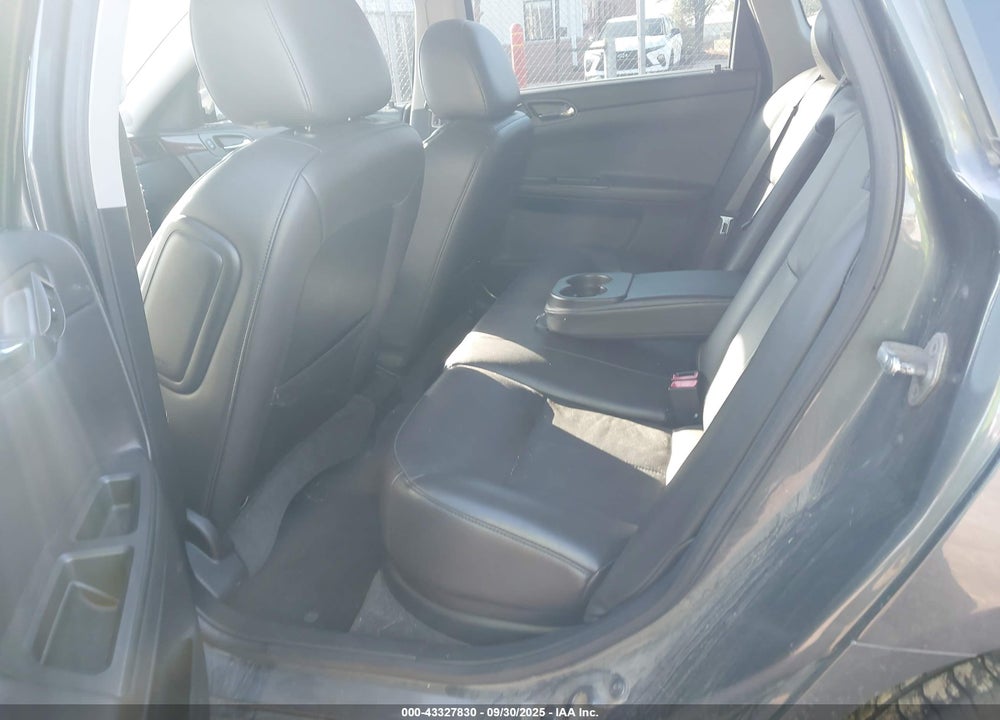2010 CHEVROLET IMPALA LT VIN: 2G1WB5EK7A1154831