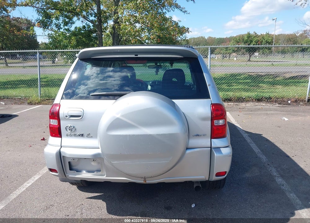 2004 TOYOTA RAV4 VIN: JTEHD20V940028122