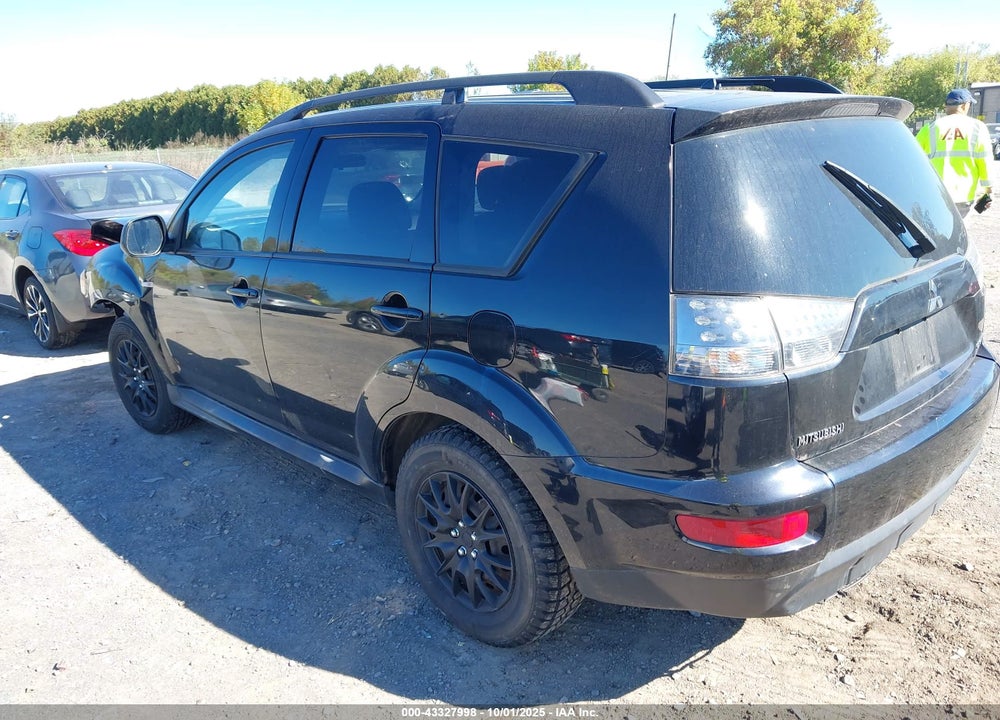 2011 MITSUBISHI OUTLANDER VIN: JA4AS2AW1BU033026