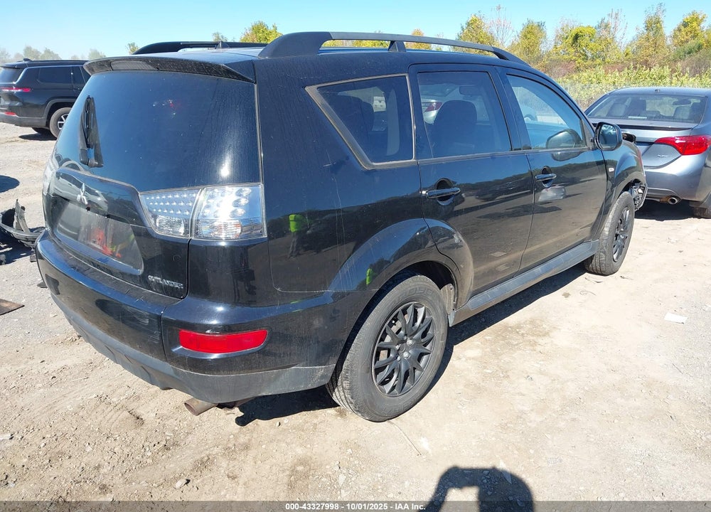 2011 MITSUBISHI OUTLANDER VIN: JA4AS2AW1BU033026