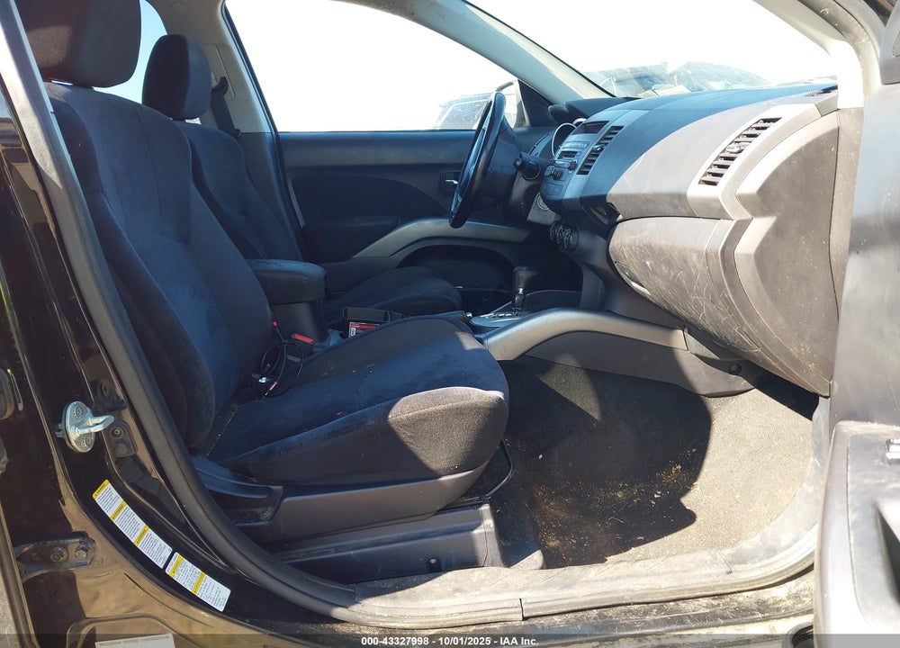 2011 MITSUBISHI OUTLANDER VIN: JA4AS2AW1BU033026