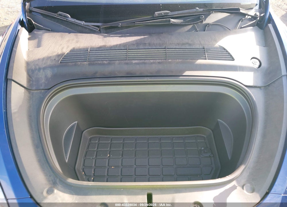 2023 TESLA MODEL Y VIN: 7SAYGAEE1PF970785