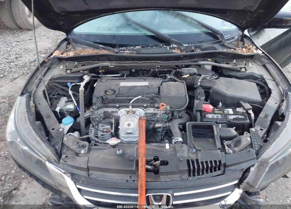 2015 HONDA ACCORD VIN: 1HGCR2F73FA239100