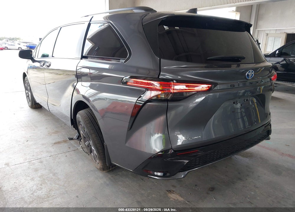 2025 TOYOTA SIENNA XSE VIN: 5TDXSKFC4SS206251
