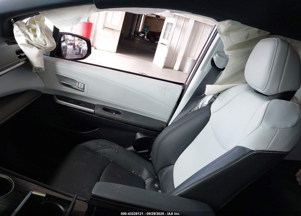 2025 TOYOTA SIENNA XSE VIN: 5TDXSKFC4SS206251