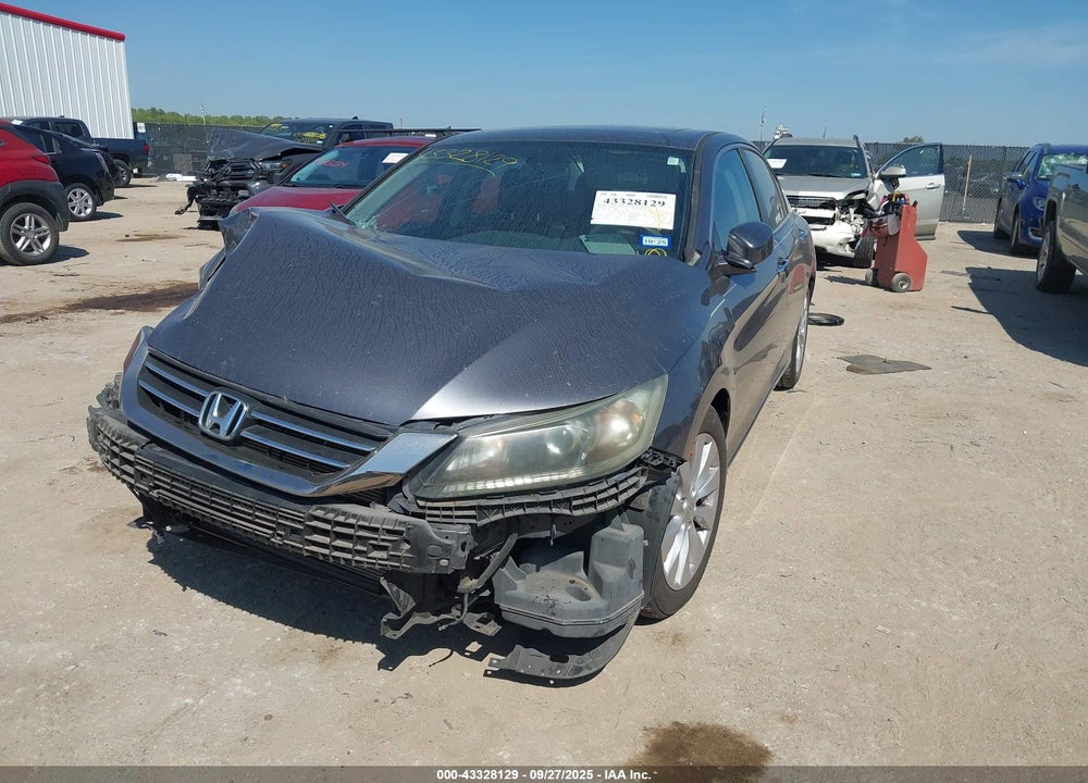 2013 HONDA ACCORD EX VIN: 1HGCR2F76DA084474