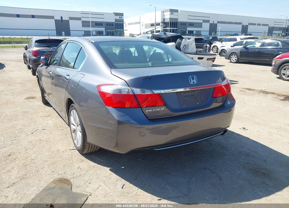 2013 HONDA ACCORD EX VIN: 1HGCR2F76DA084474