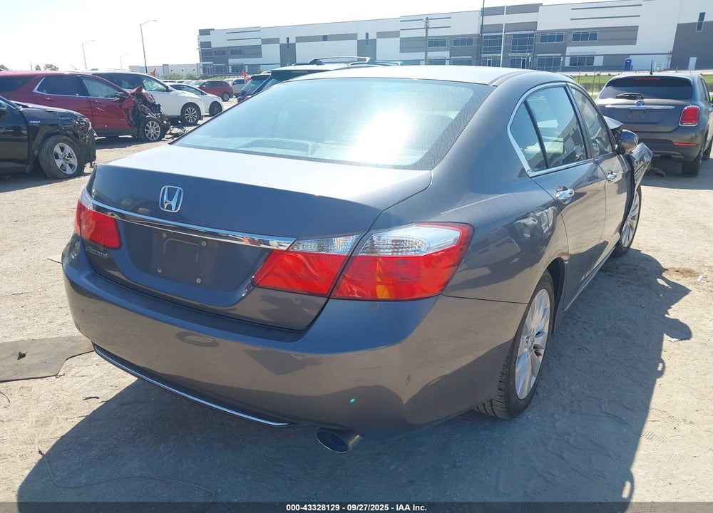 2013 HONDA ACCORD EX VIN: 1HGCR2F76DA084474