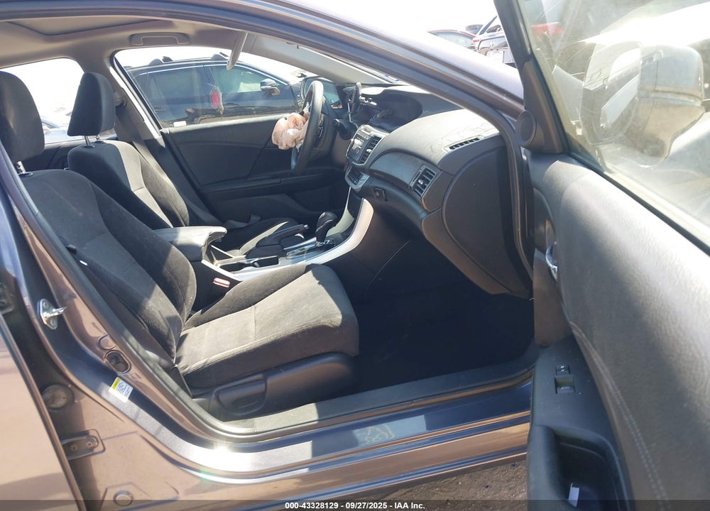2013 HONDA ACCORD EX VIN: 1HGCR2F76DA084474