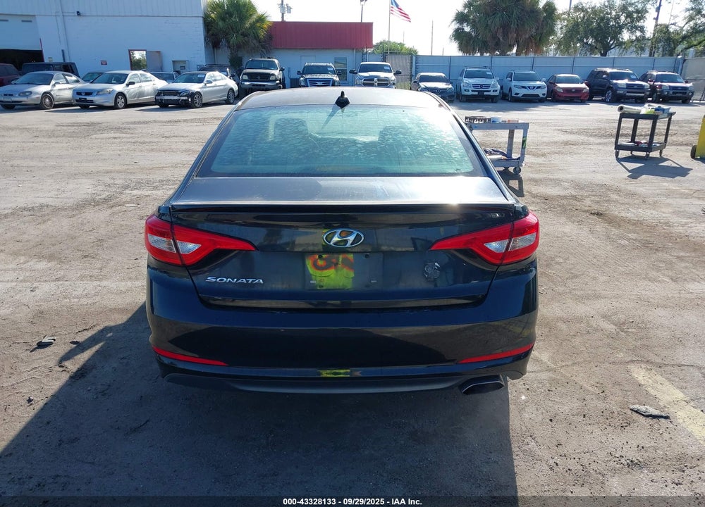 2017 HYUNDAI SONATA VIN: 5NPE24AF3HH500310