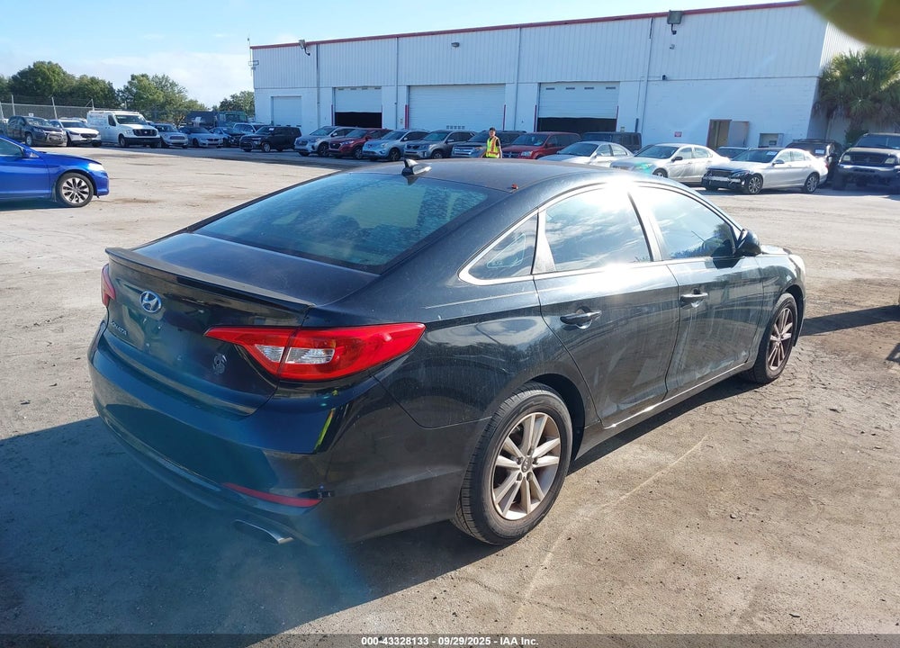 2017 HYUNDAI SONATA VIN: 5NPE24AF3HH500310