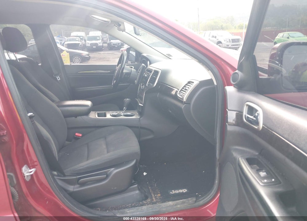 2012 JEEP GRAND CHEROKEE VIN: 1C4RJFAG1CC128981