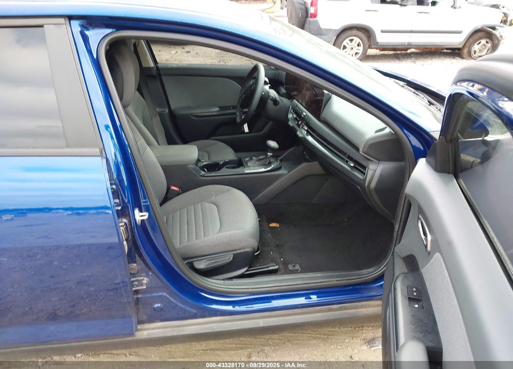 2025 KIA K4 EX VIN: 3KPFU4DE2SE087471