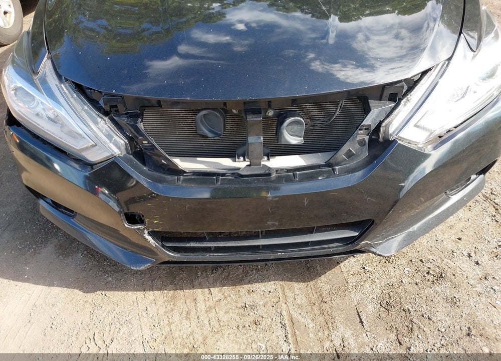 2018 NISSAN ALTIMA VIN: 1N4AL3AP0JC246108