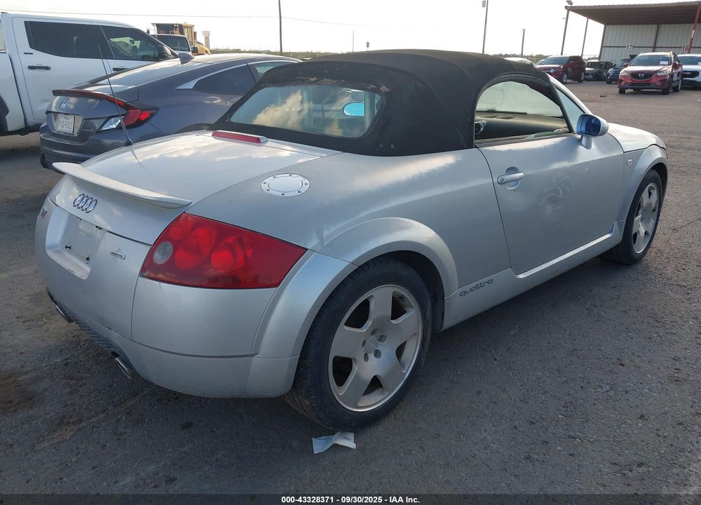 2001 AUDI TT VIN: TRUUT28N311007496