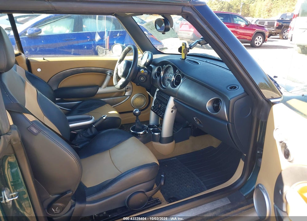 2006 MINI COOPER VIN: WMWRH335X6TJ42319