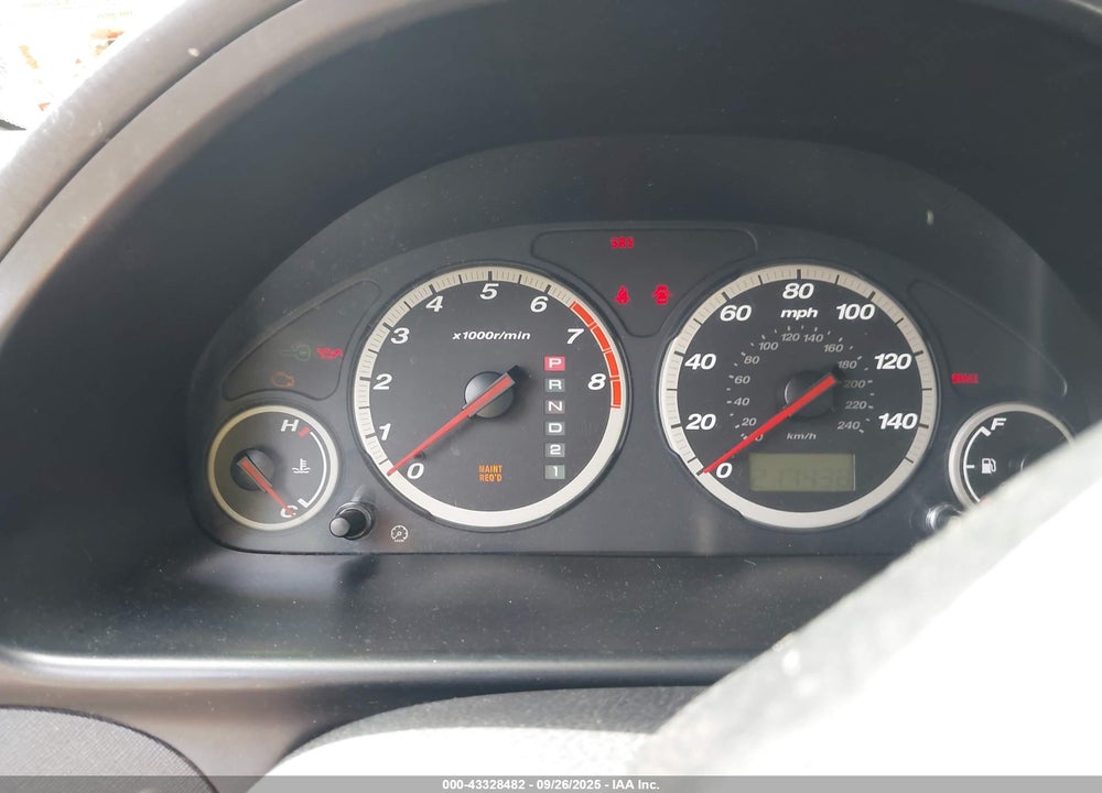 2004 HONDA CR-V LX VIN: JHLRD684X4C017773