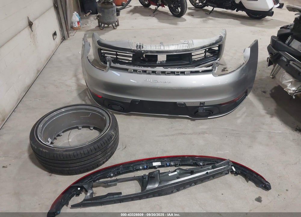 2024 PORSCHE 911 VIN: WP0AA2A93RS207641