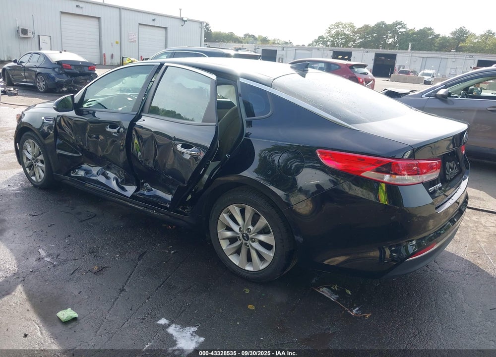 2018 KIA OPTIMA VIN: 5XXGT4L31JG263259