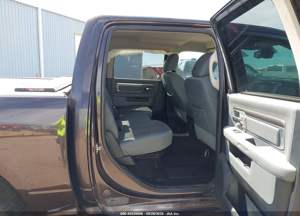 2016 RAM 1500 LONE STAR VIN: 1C6RR7LT5GS407667