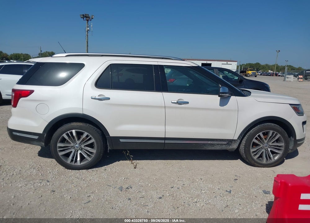 2018 FORD EXPLORER PLATINUM VIN: 1FM5K8HTXJGB30904