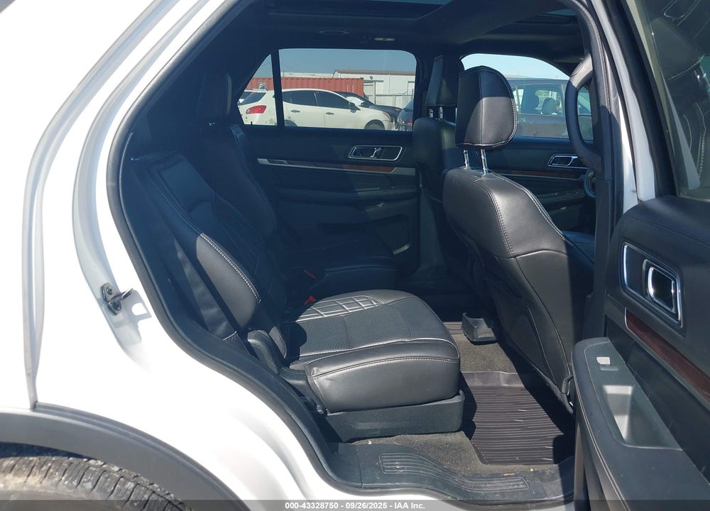 2018 FORD EXPLORER PLATINUM VIN: 1FM5K8HTXJGB30904