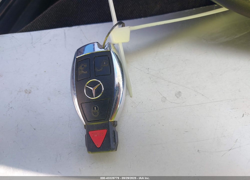 2005 MERCEDES-BENZ E 320 VIN: WDBUF65J95A705660